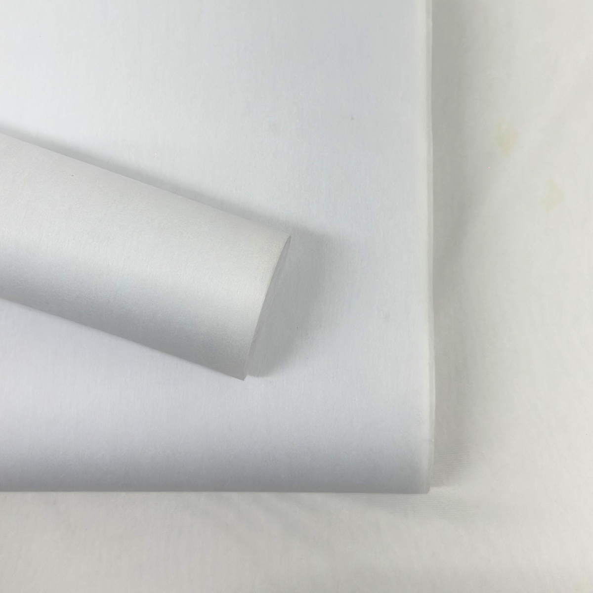 White Non-Woven Wrapping Sheet
